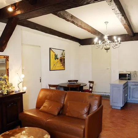 Loudero Apartament *